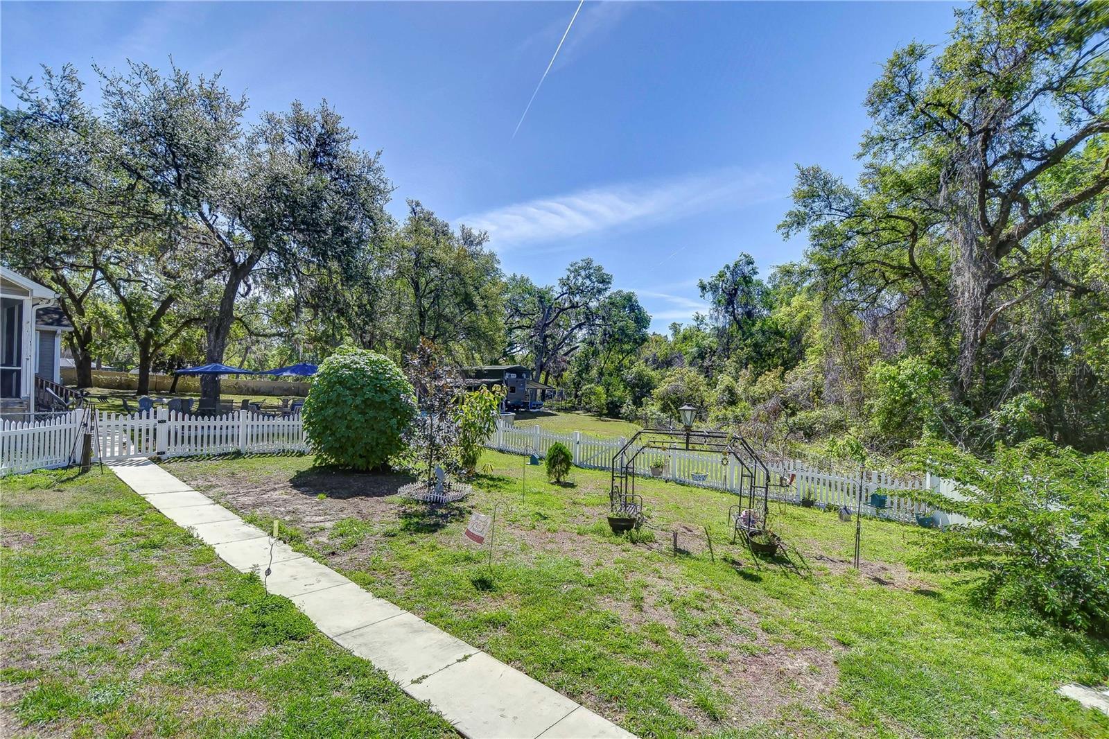 37362 DIXIE AVE, DADE CITY, FL, 33525