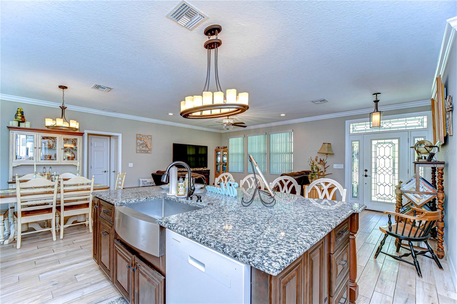 37362 DIXIE AVE, DADE CITY, FL, 33525