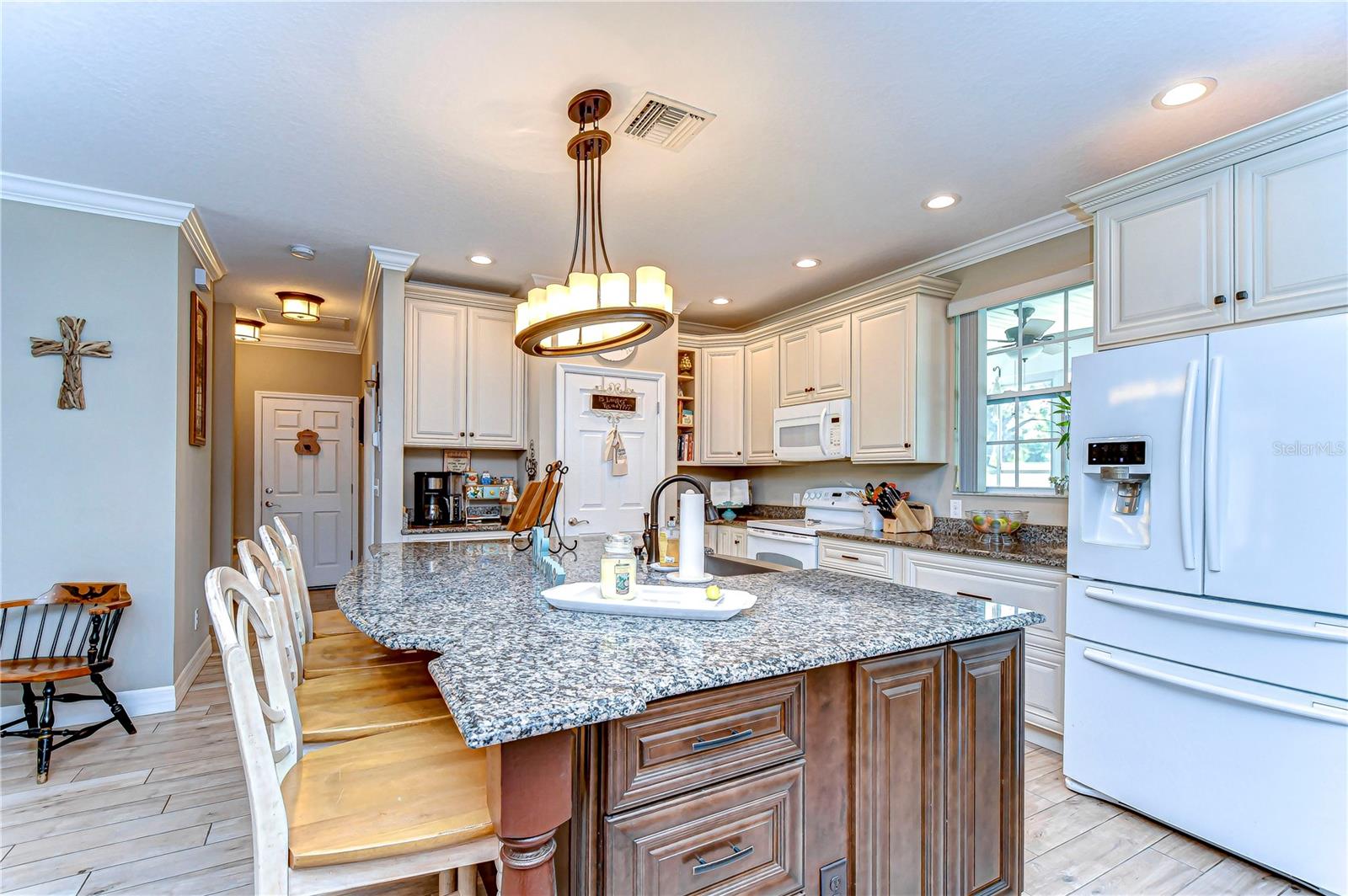 37362 DIXIE AVE, DADE CITY, FL, 33525