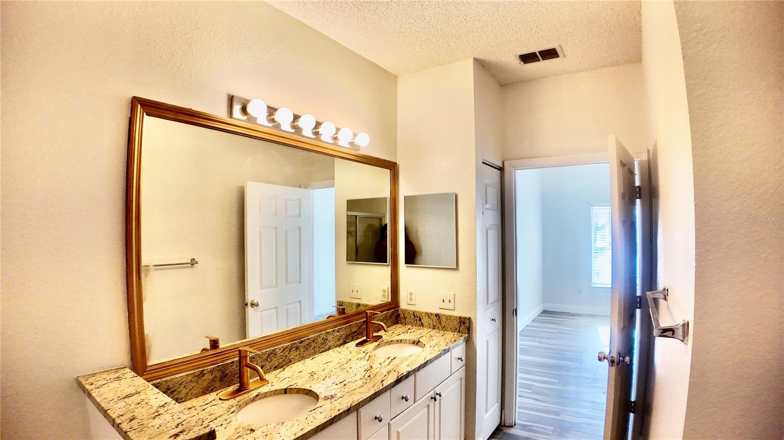 2115 ARBOR LAKES CIR #2115, SANFORD, FL, 32771
