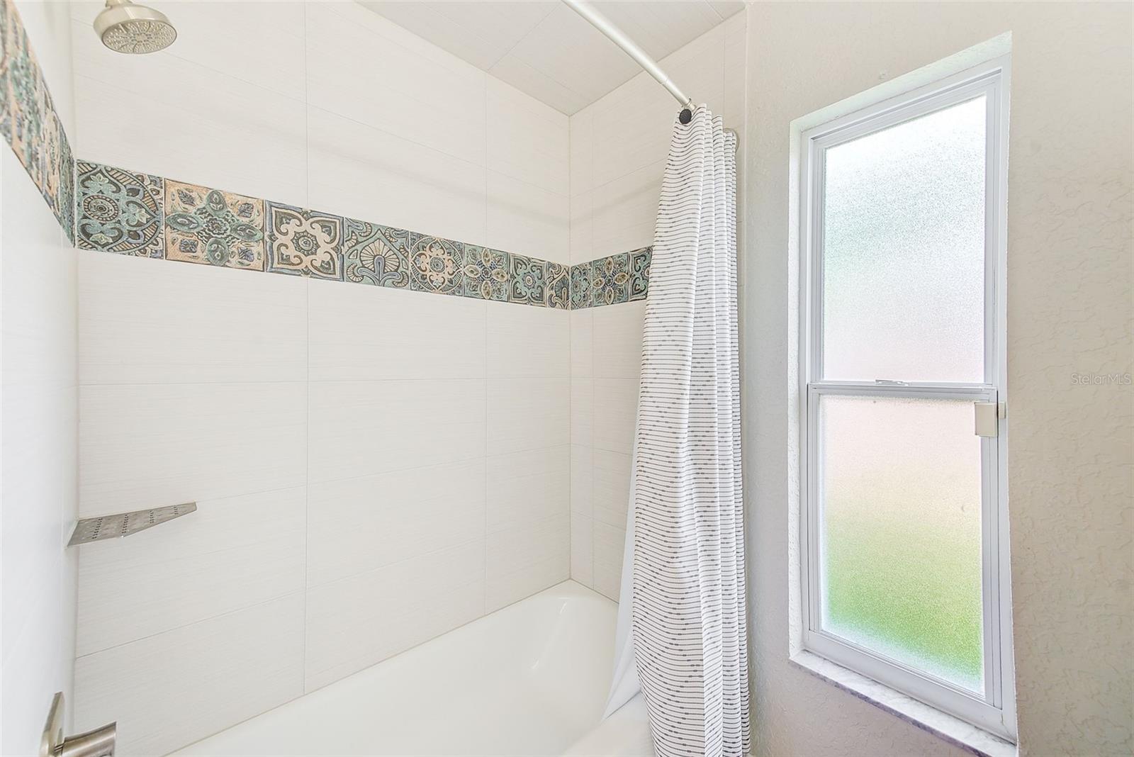 921 WOODLAND DR, PALM HARBOR, FL, 34683