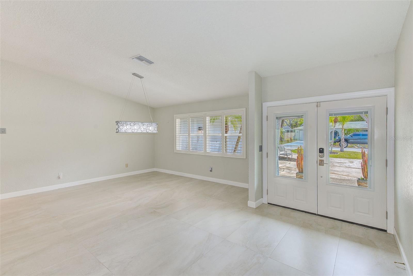 921 WOODLAND DR, PALM HARBOR, FL, 34683