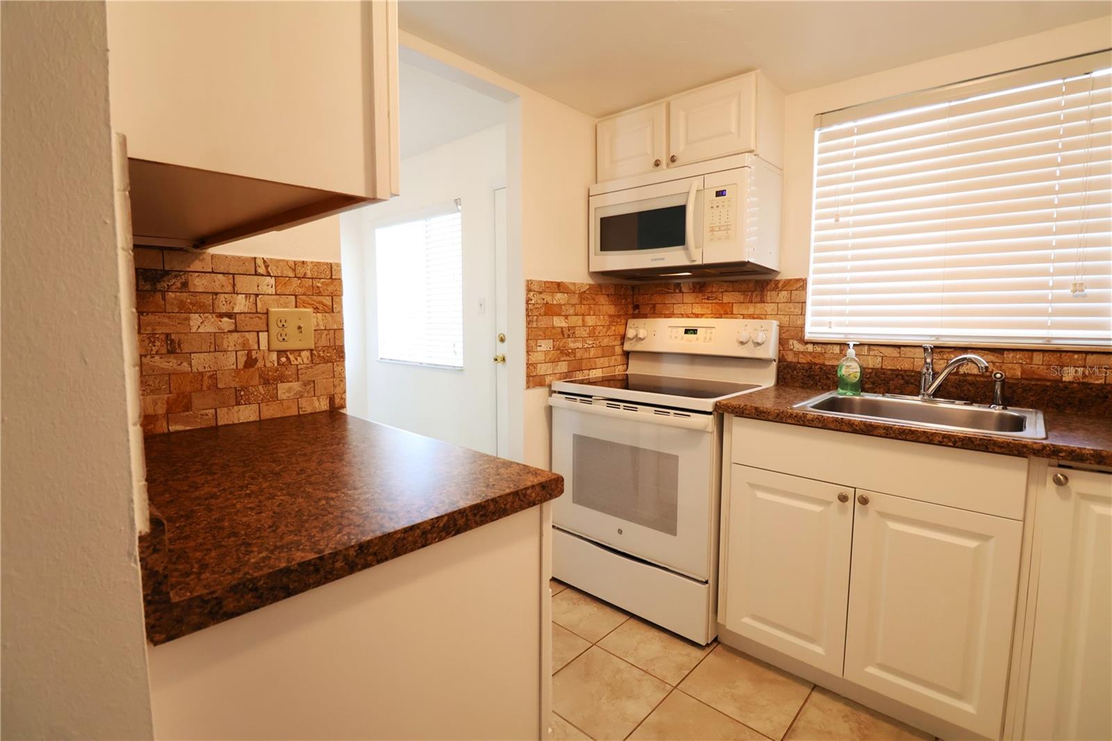 1811 FLAMINGO BLVD #O6, BRADENTON, FL, 34207