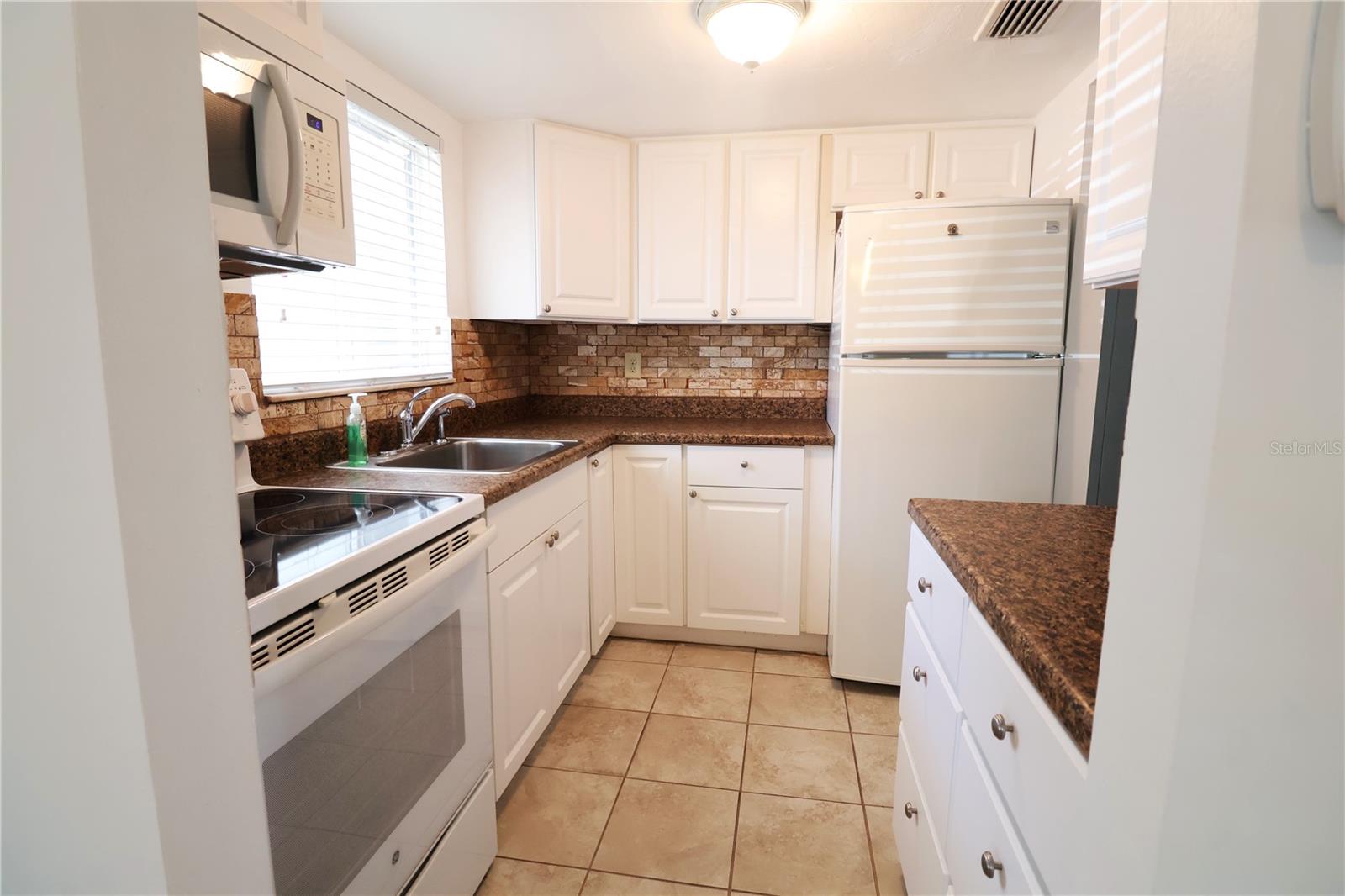 1811 FLAMINGO BLVD #O6, BRADENTON, FL, 34207