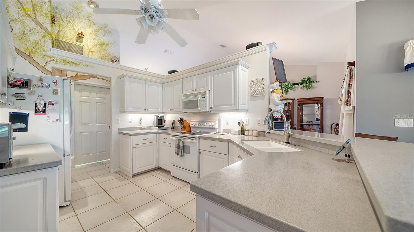 626 MAGELLAN DR, SARASOTA, FL, 34243