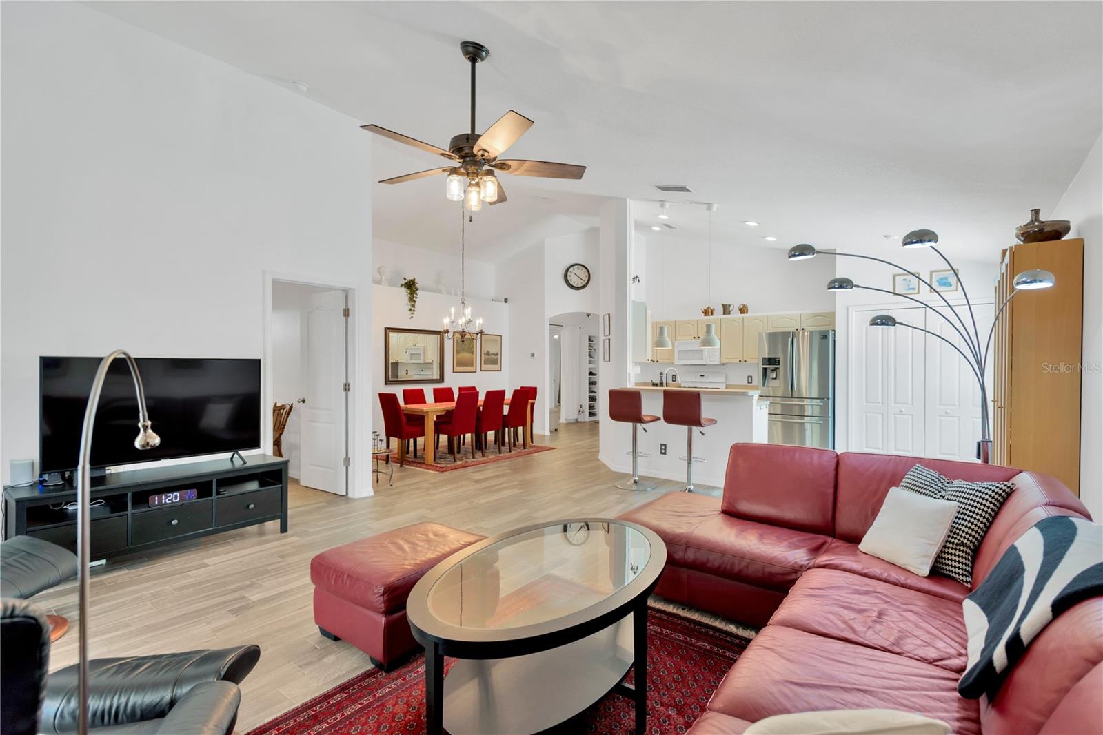7607 WILTSHIRE PARK PL, APOLLO BEACH, FL, 33572