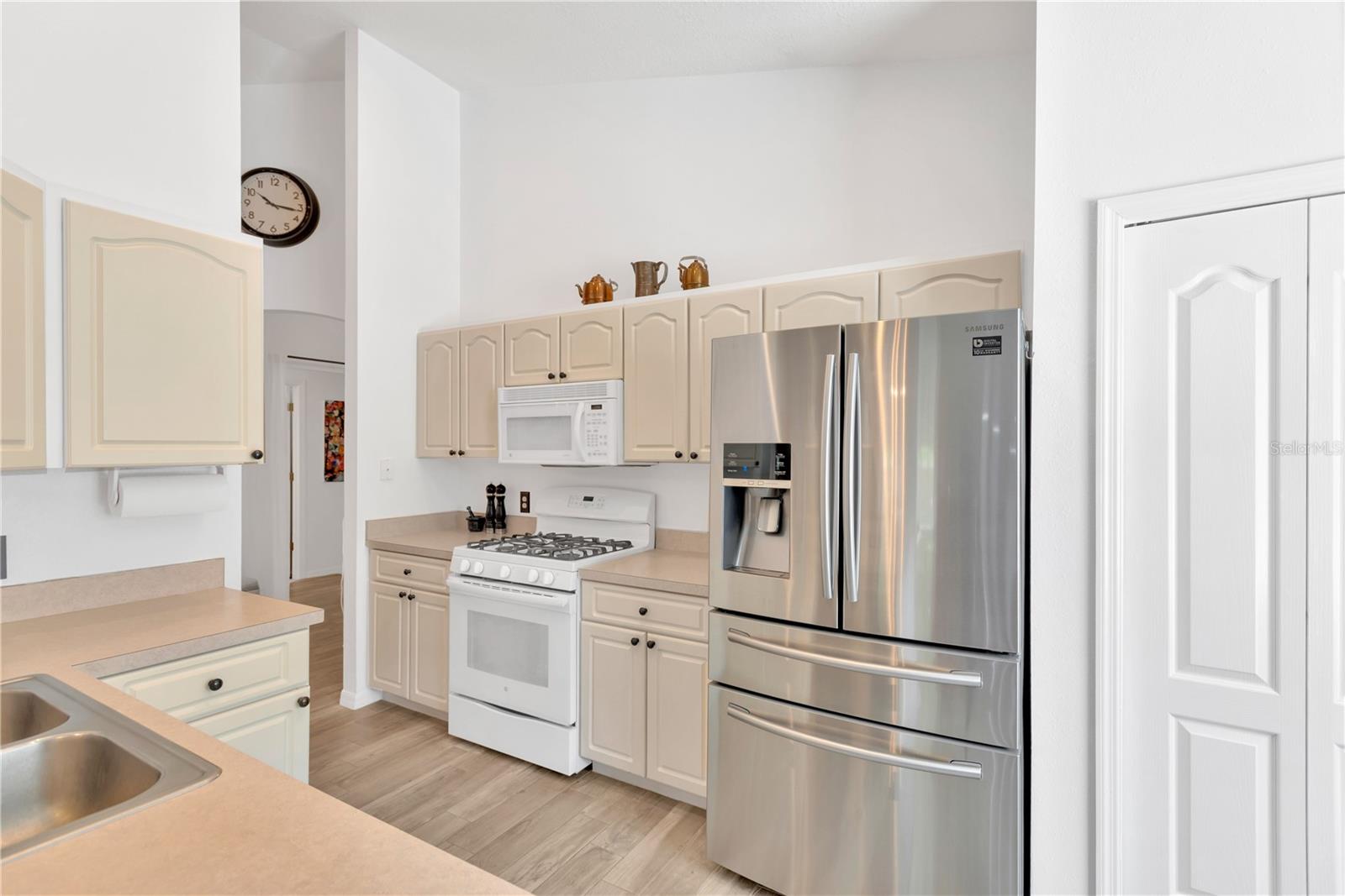 7607 WILTSHIRE PARK PL, APOLLO BEACH, FL, 33572