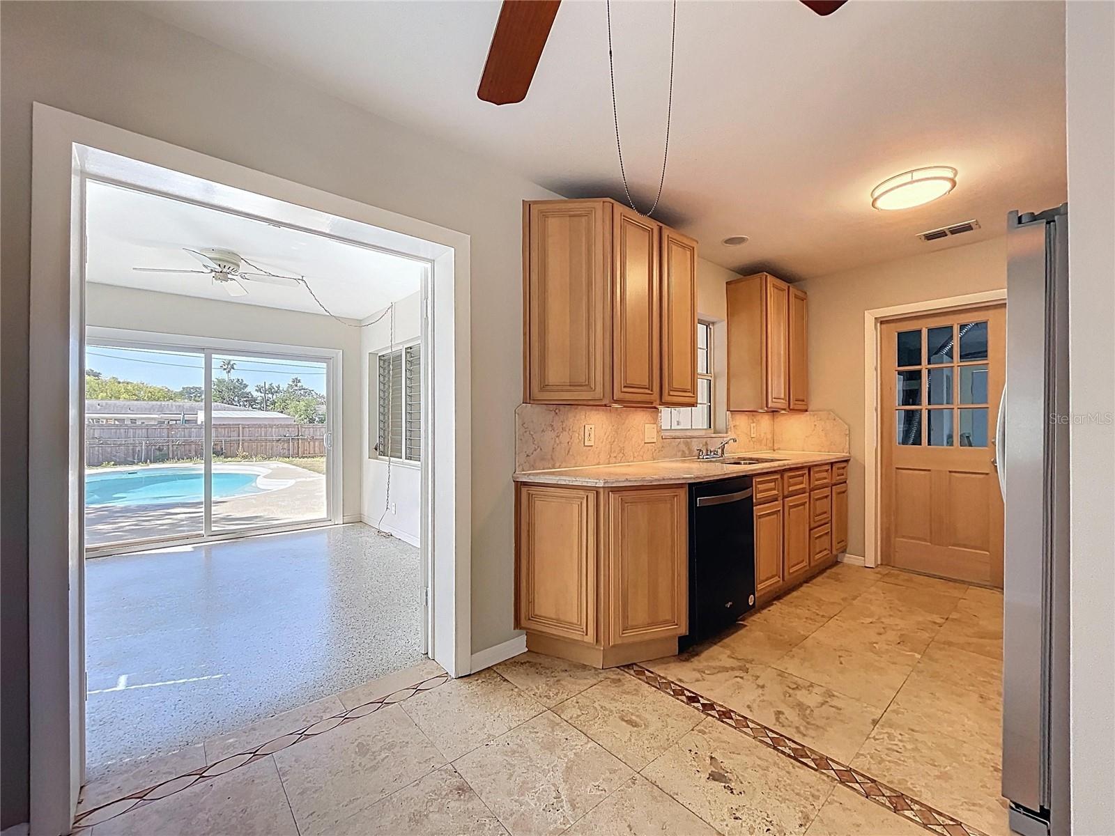 10754 63RD AVE, SEMINOLE, FL, 33772