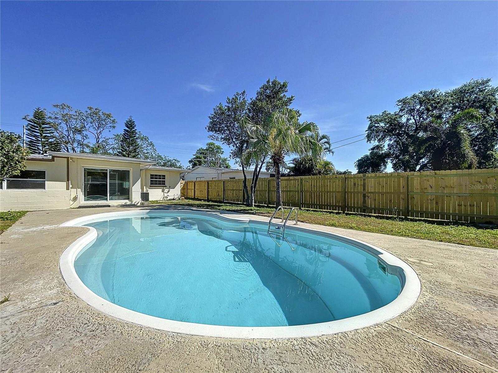 10754 63RD AVE, SEMINOLE, FL, 33772