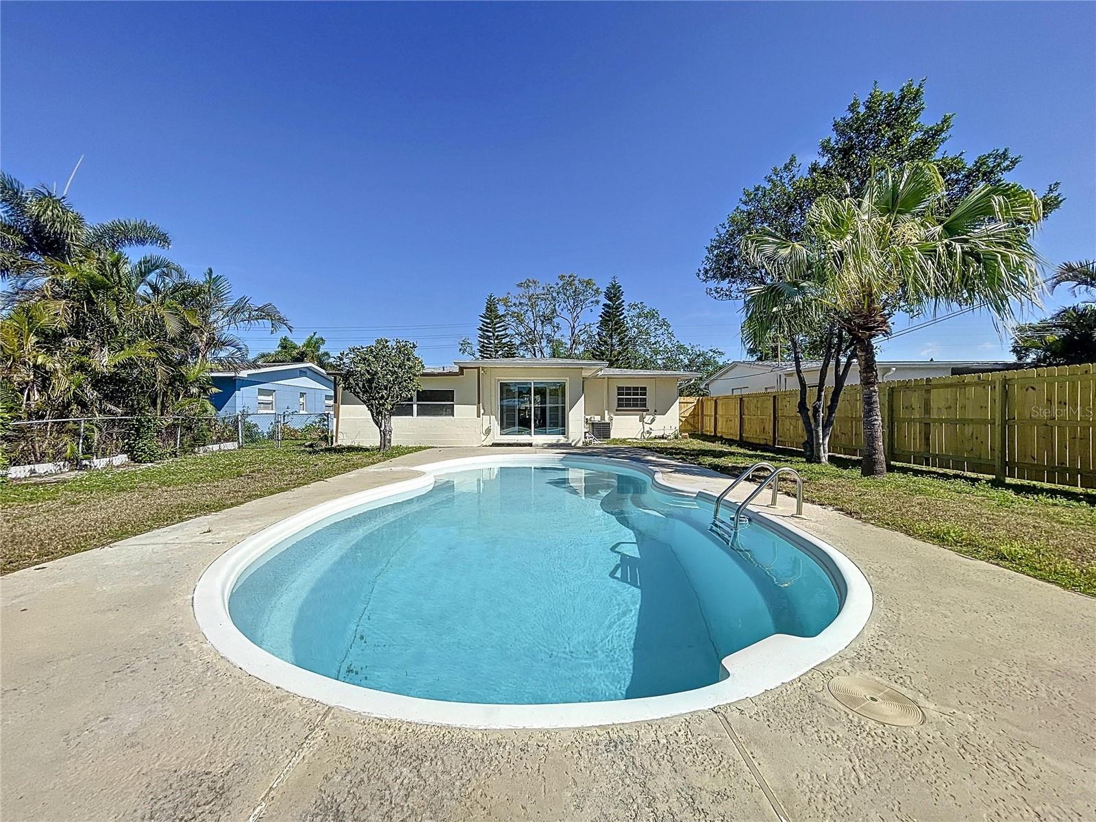 10754 63RD AVE, SEMINOLE, FL, 33772