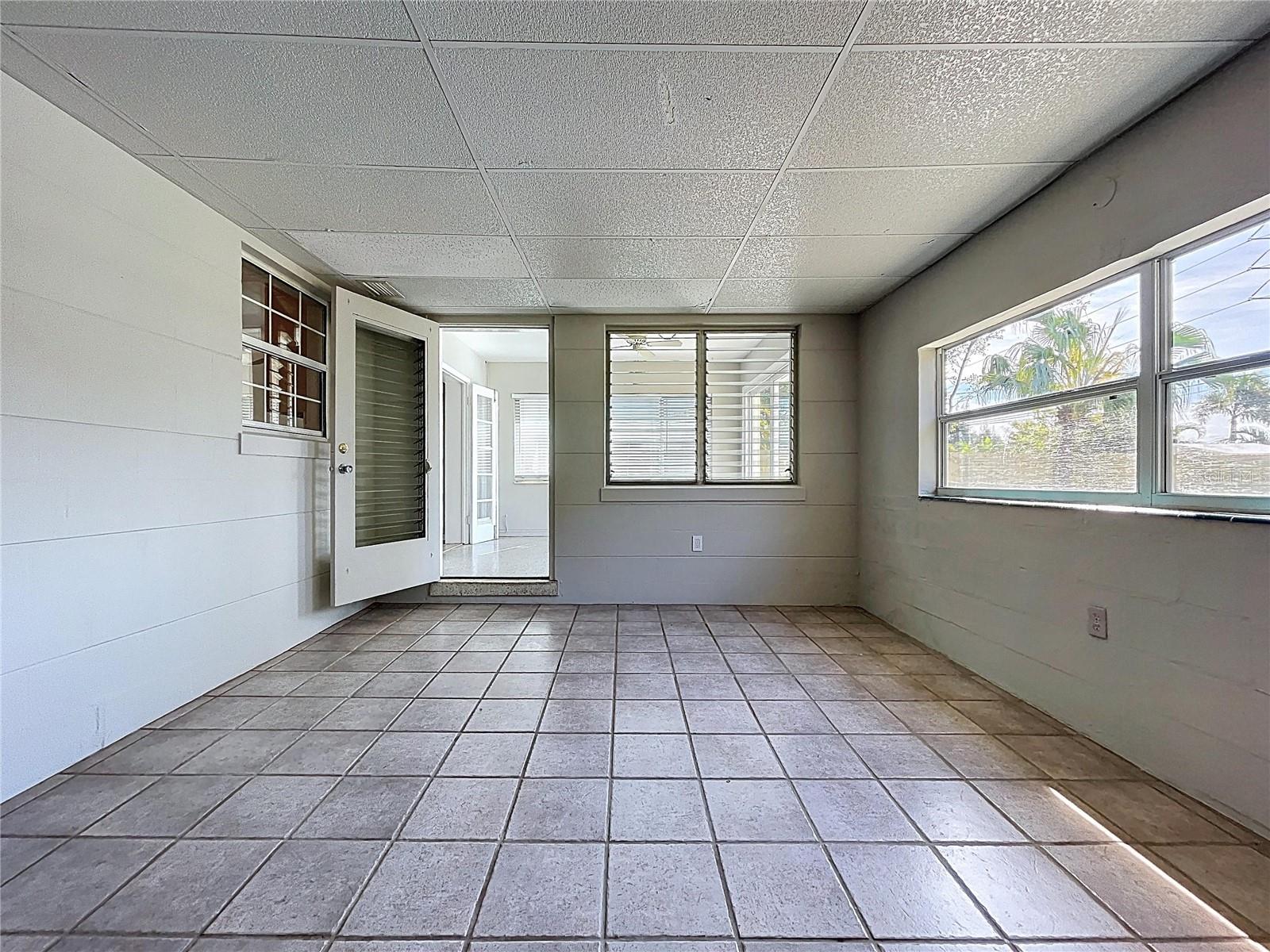 10754 63RD AVE, SEMINOLE, FL, 33772