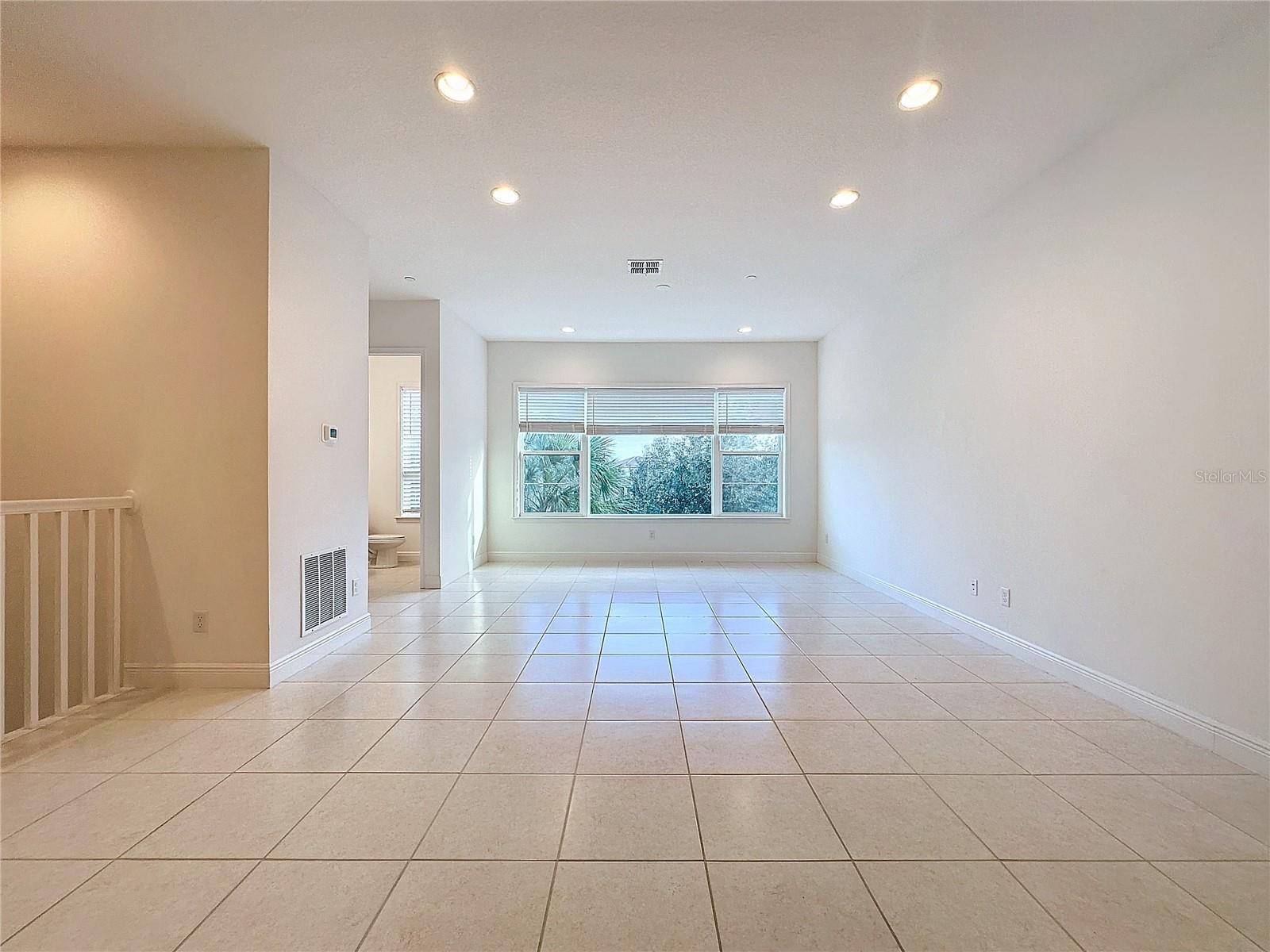 10090 SUNNIFA ALY, ORLANDO, FL, 32832