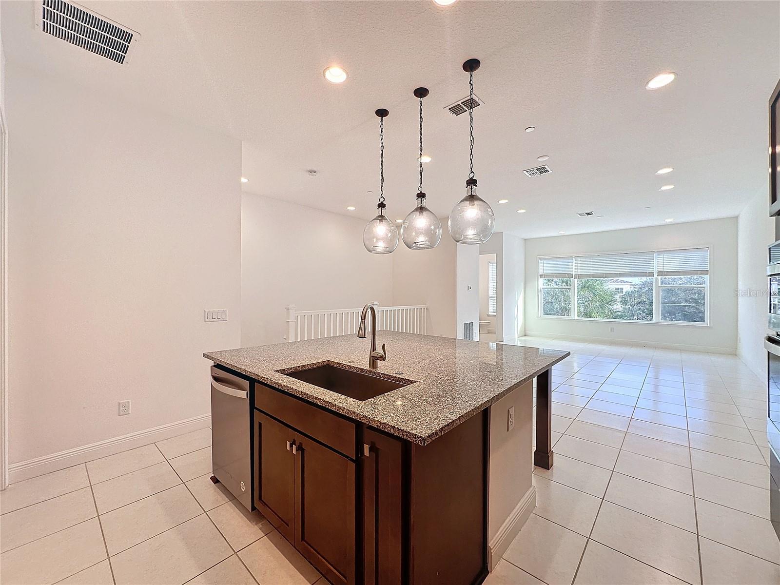 10090 SUNNIFA ALY, ORLANDO, FL, 32832