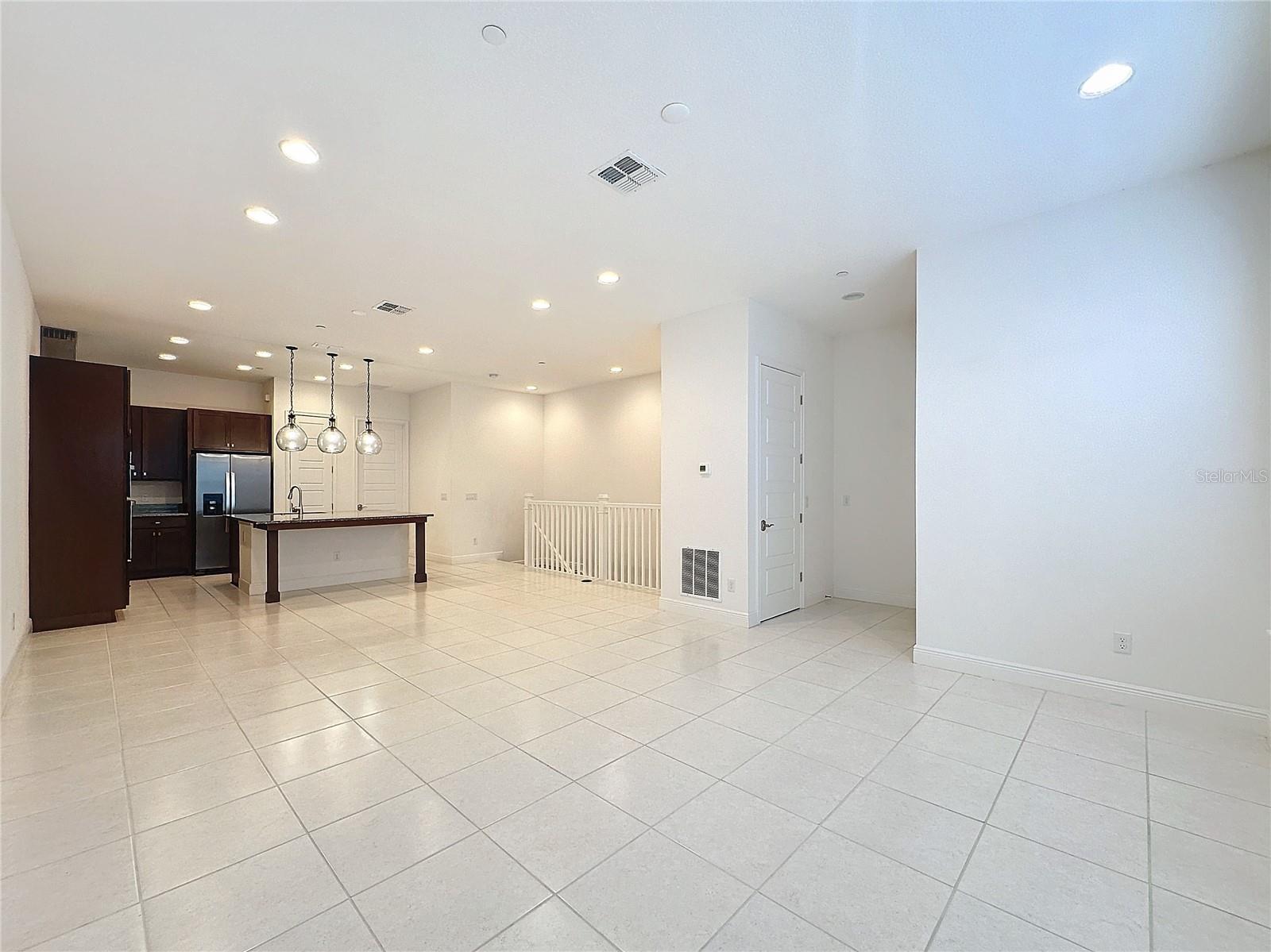 10090 SUNNIFA ALY, ORLANDO, FL, 32832