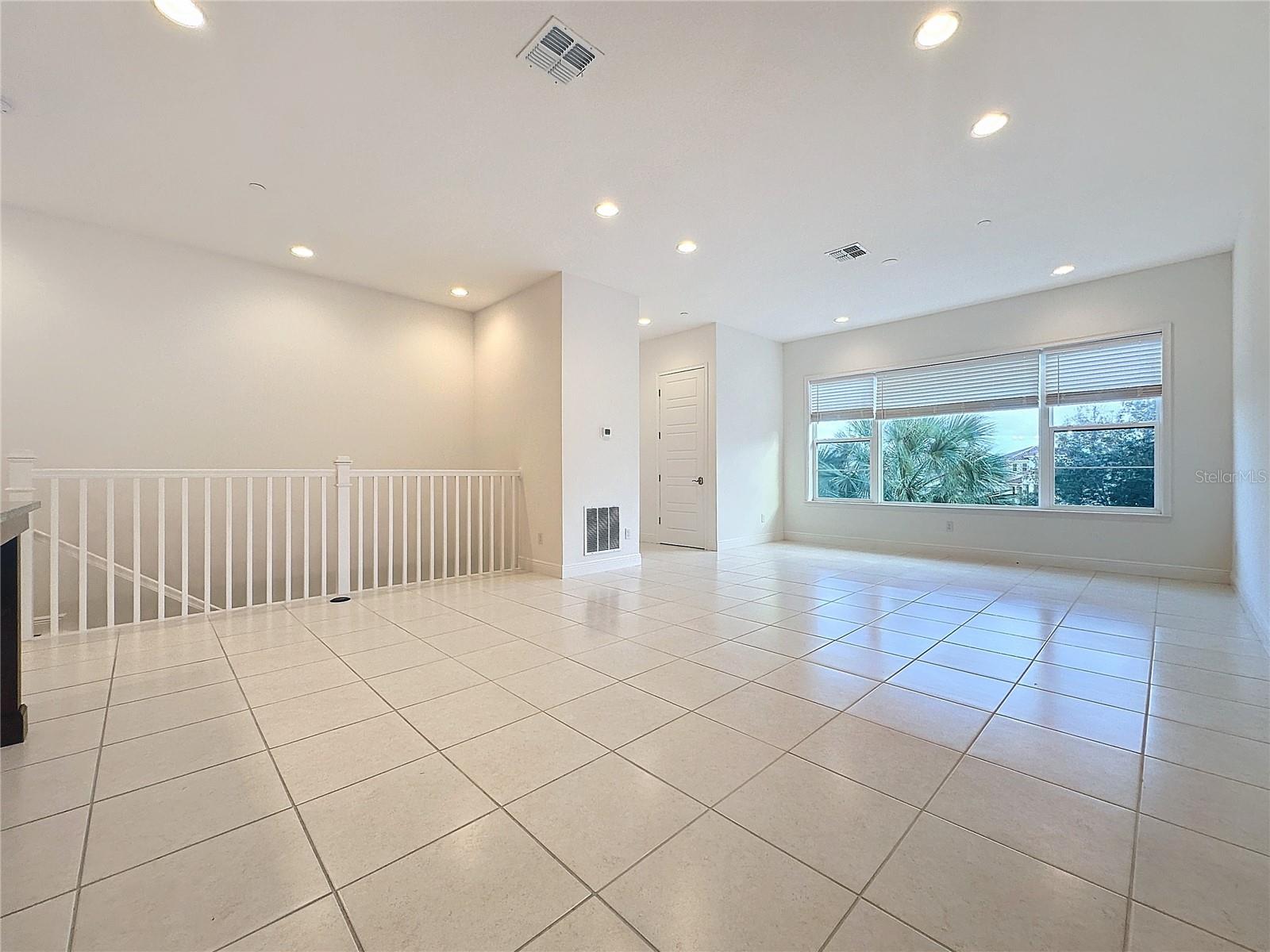 10090 SUNNIFA ALY, ORLANDO, FL, 32832