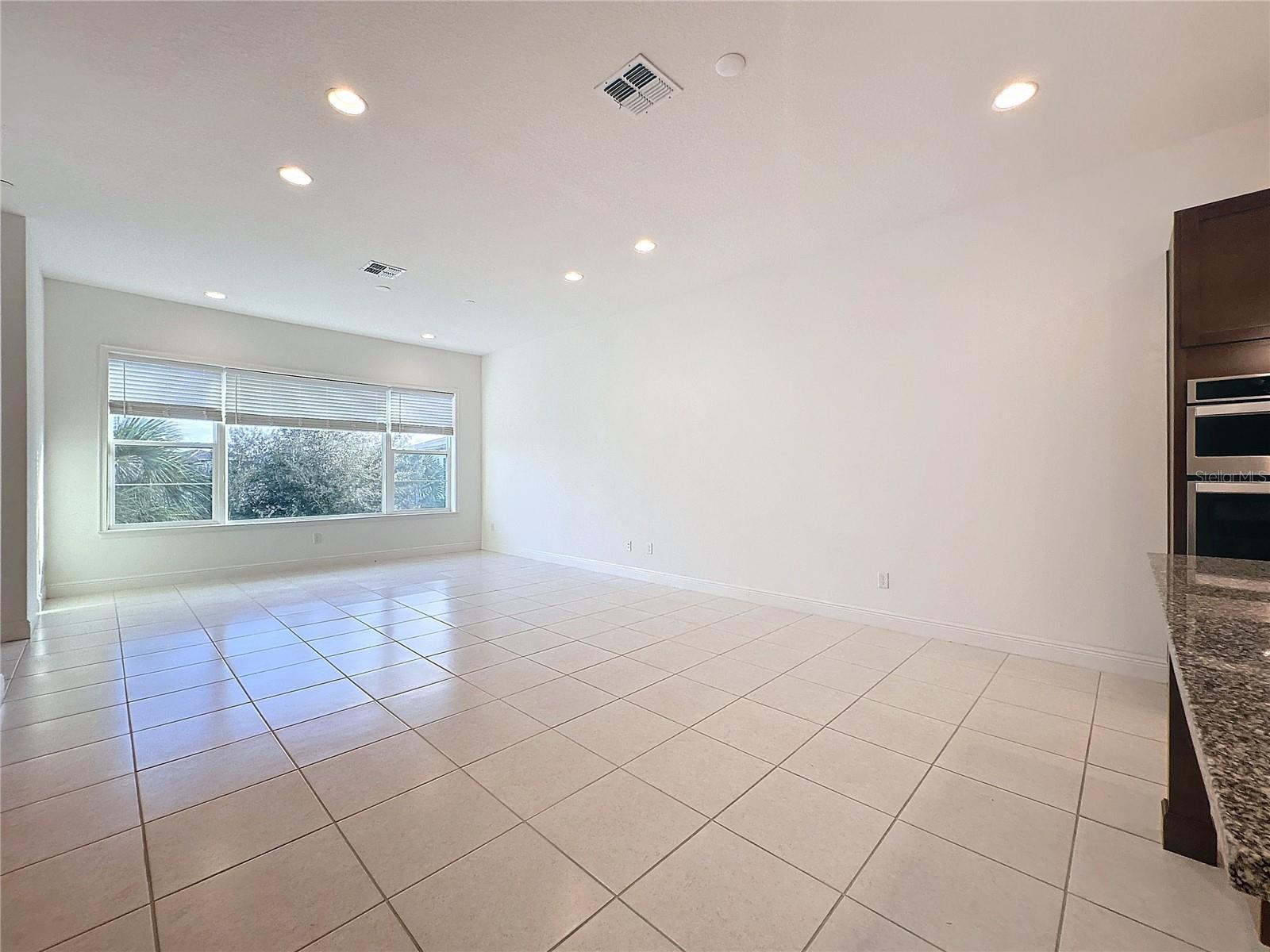 10090 SUNNIFA ALY, ORLANDO, FL, 32832