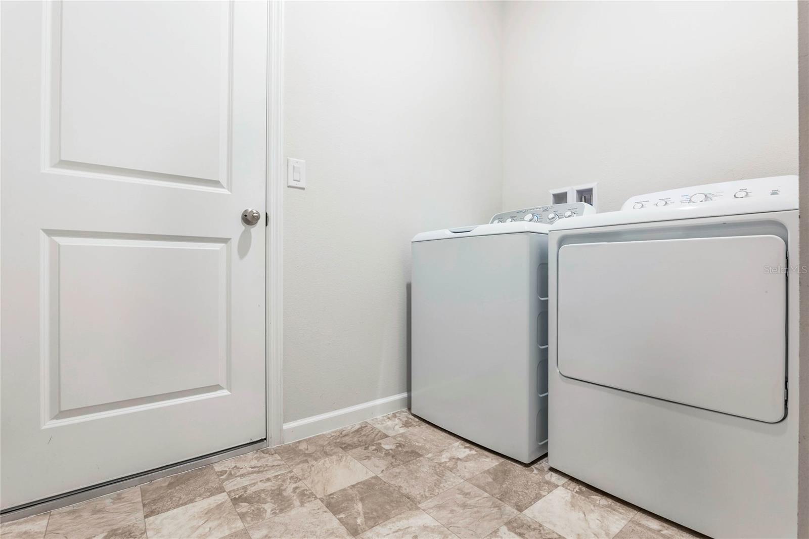 1016 RIVER OTTER WAY, DELAND, FL, 32720