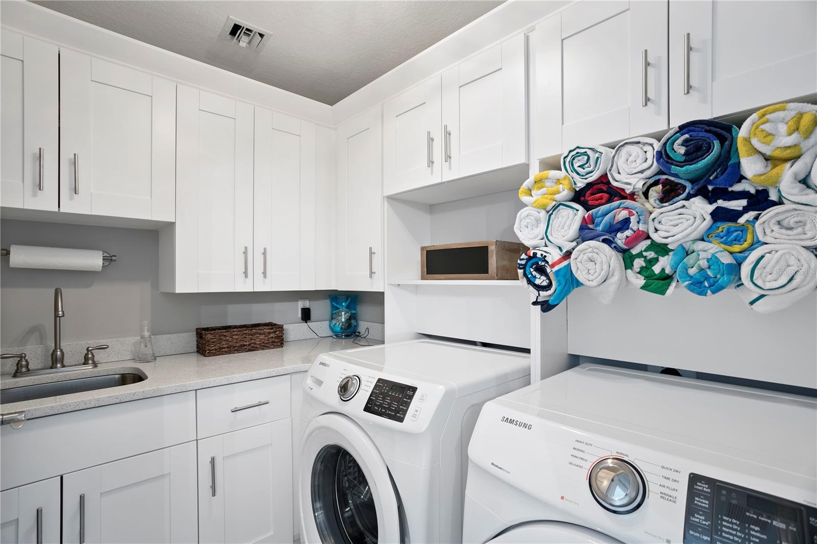 555 5TH AVE NE #922, ST PETERSBURG, FL, 33701