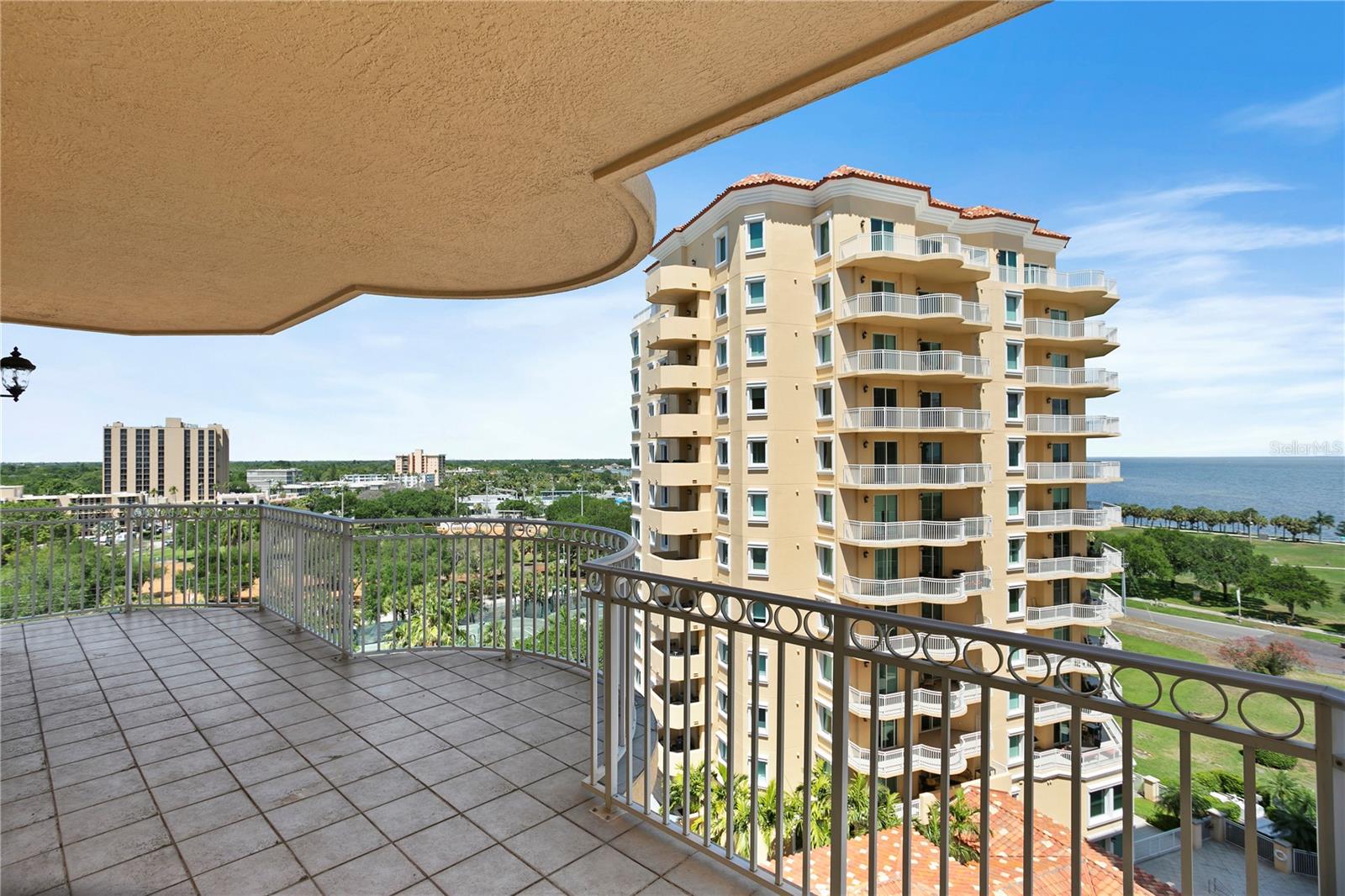 555 5TH AVE NE #922, ST PETERSBURG, FL, 33701