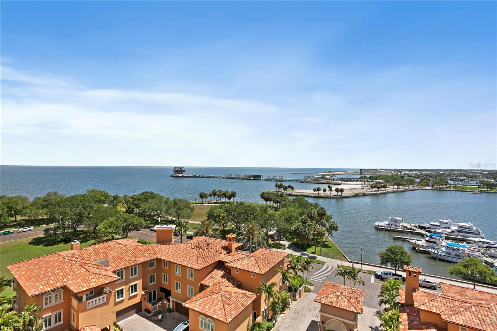 555 5TH AVE NE #922, ST PETERSBURG, FL, 33701