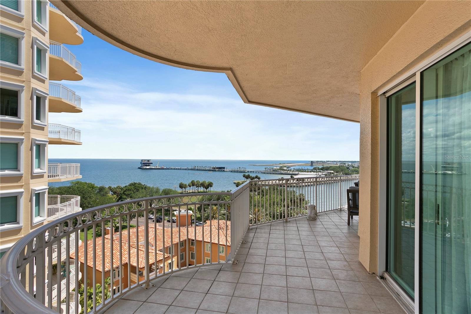 555 5TH AVE NE #922, ST PETERSBURG, FL, 33701