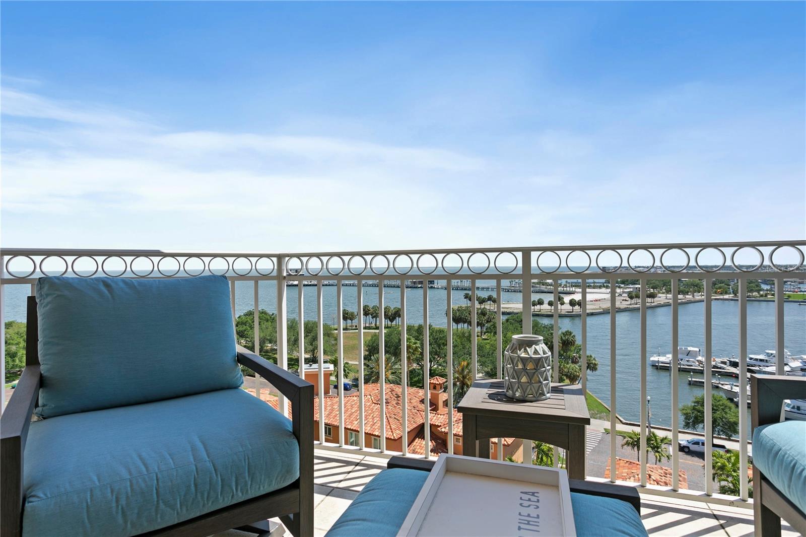 555 5TH AVE NE #922, ST PETERSBURG, FL, 33701