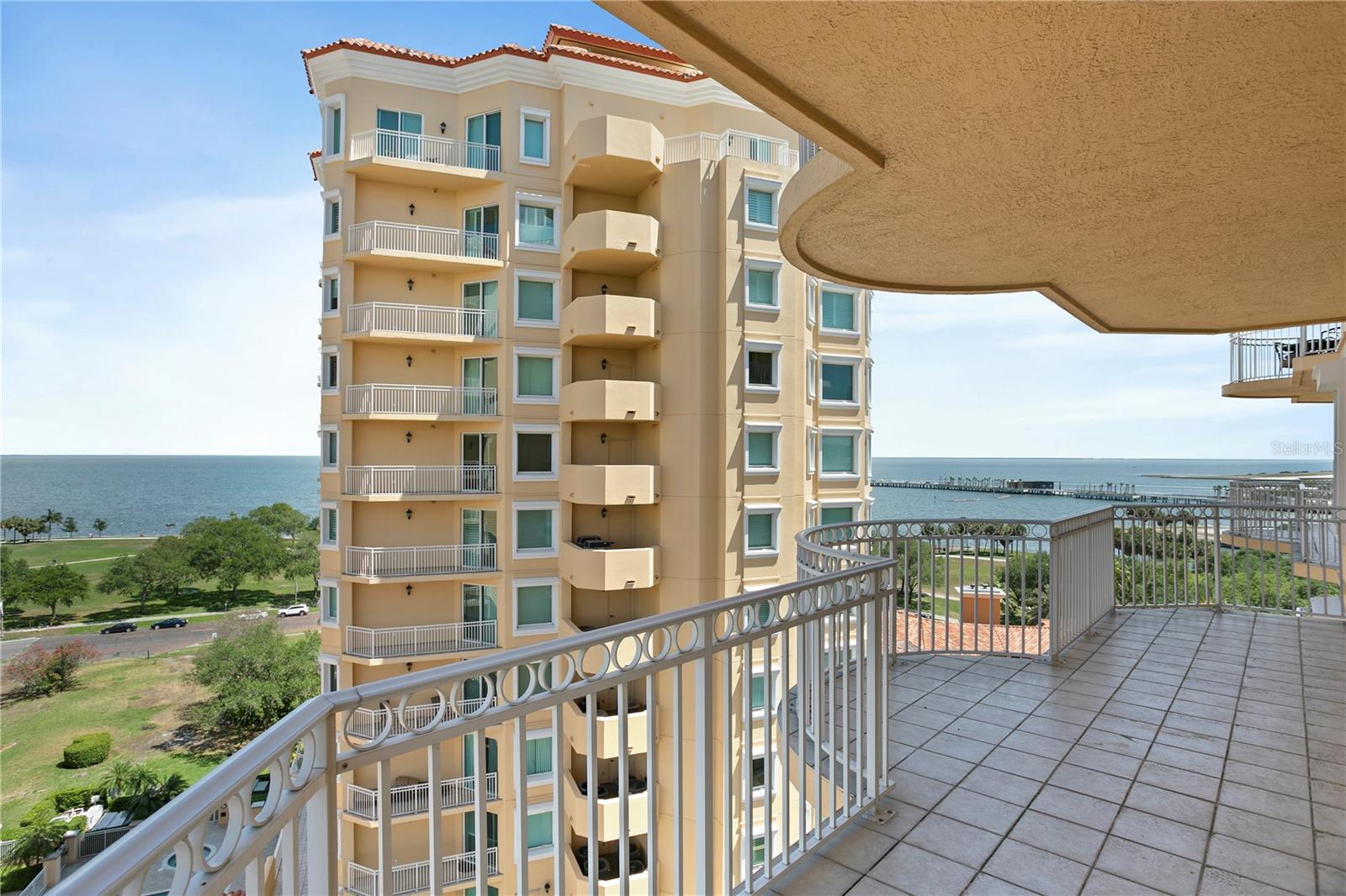 555 5TH AVE NE #922, ST PETERSBURG, FL, 33701