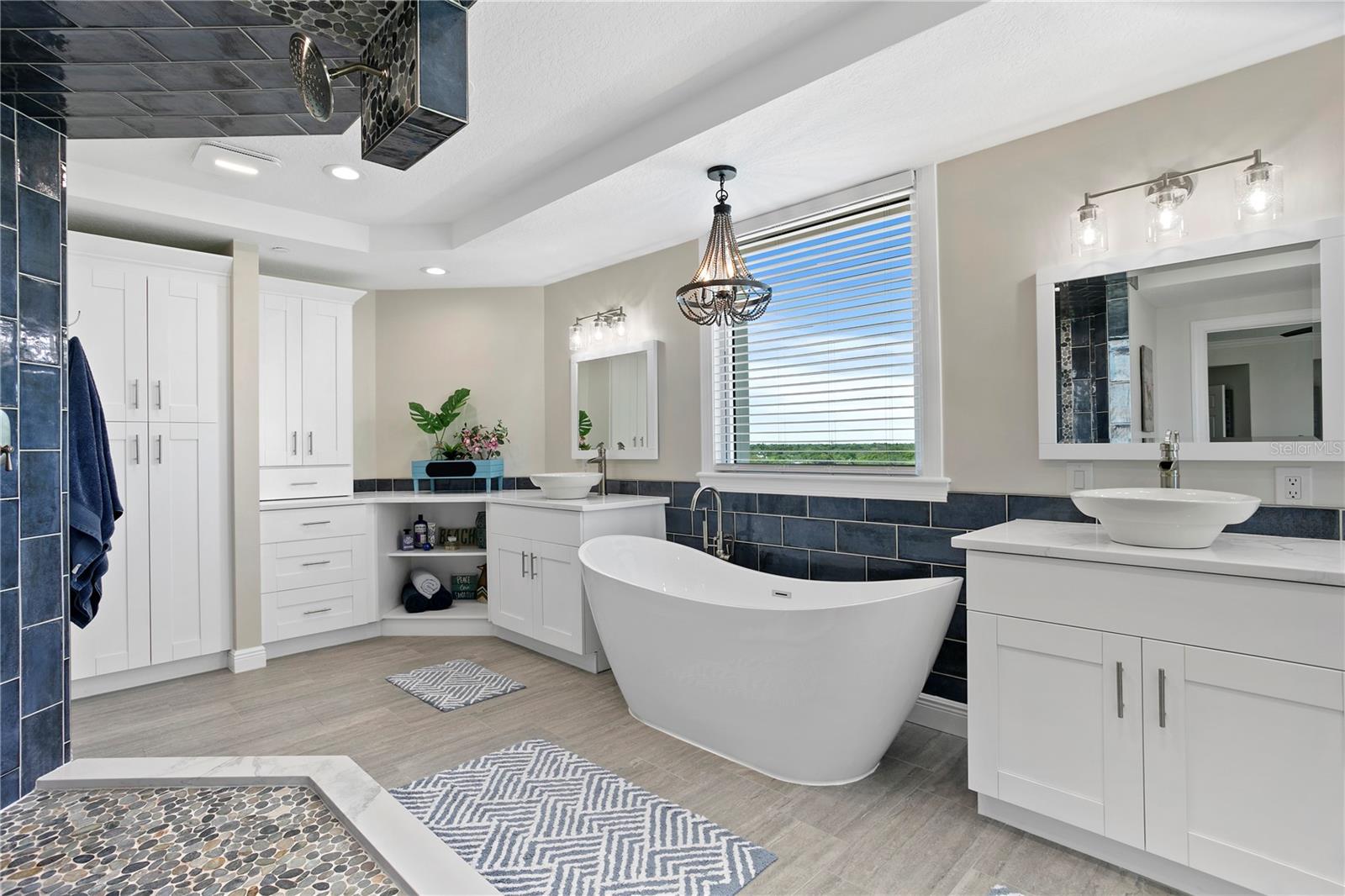 555 5TH AVE NE #922, ST PETERSBURG, FL, 33701