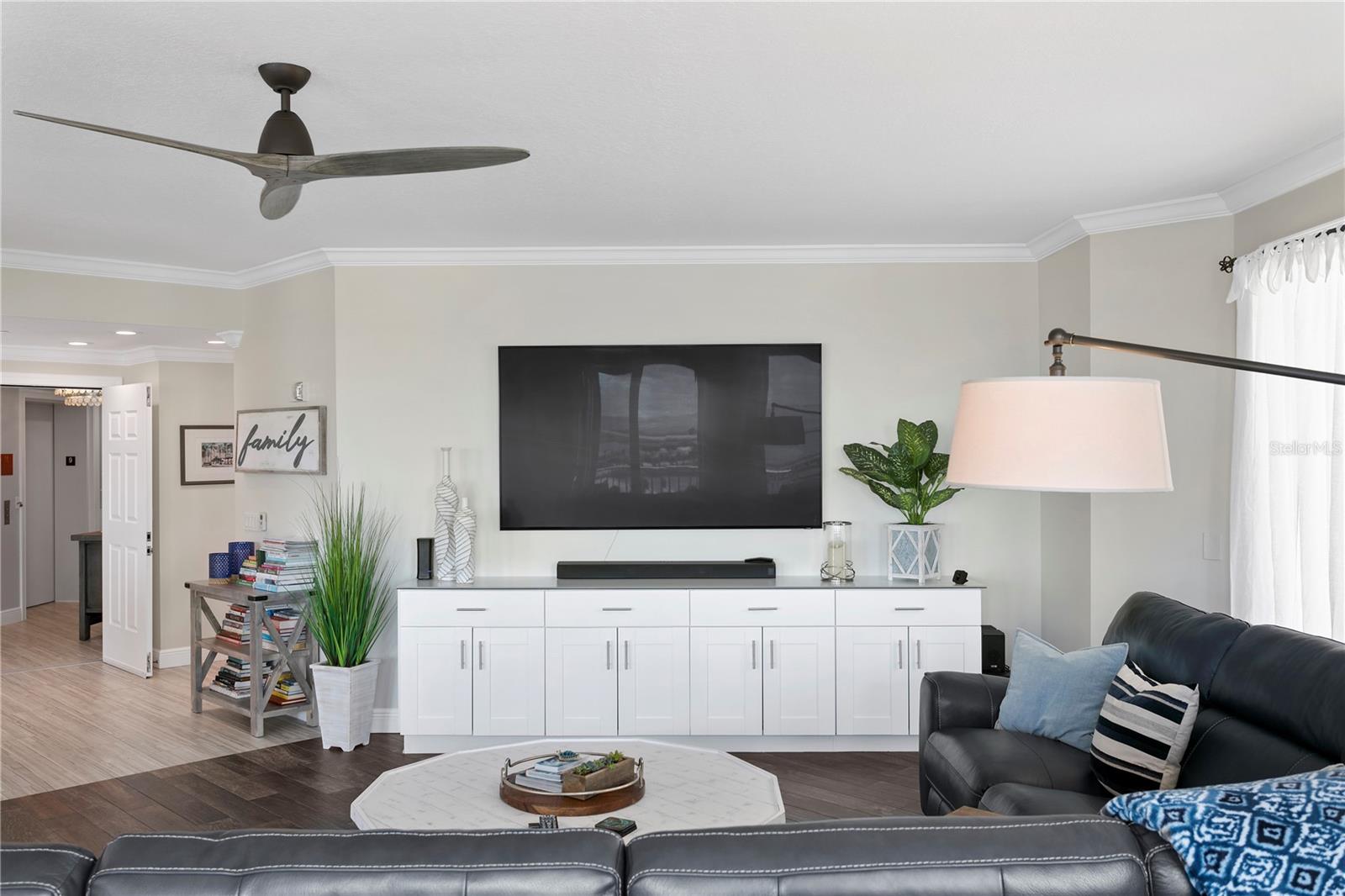 555 5TH AVE NE #922, ST PETERSBURG, FL, 33701