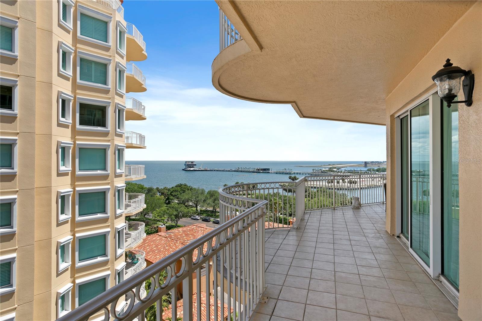 555 5TH AVE NE #922, ST PETERSBURG, FL, 33701