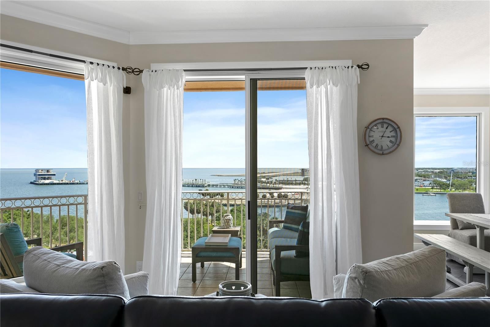 555 5TH AVE NE #922, ST PETERSBURG, FL, 33701