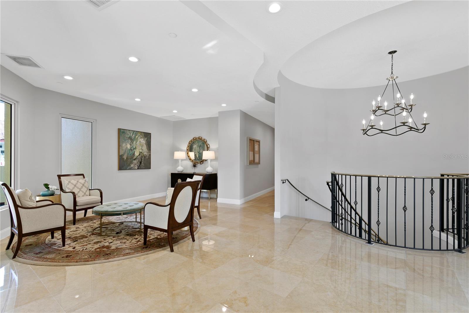 555 5TH AVE NE #922, ST PETERSBURG, FL, 33701