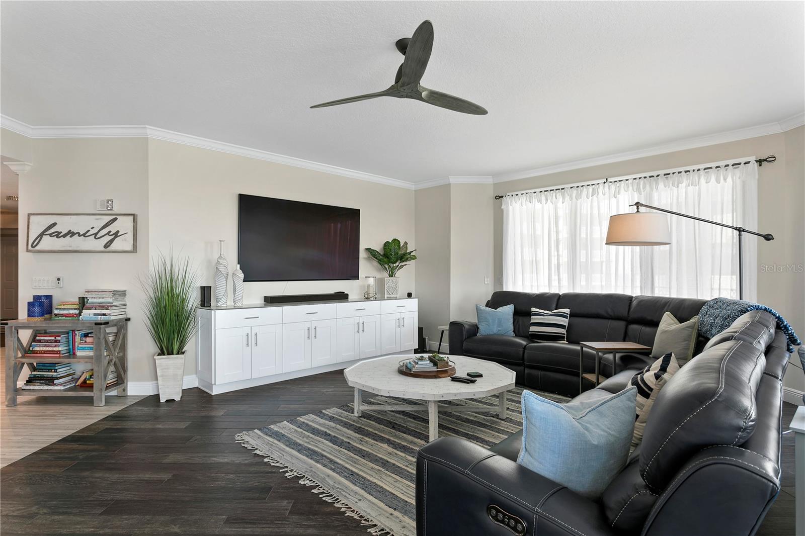 555 5TH AVE NE #922, ST PETERSBURG, FL, 33701