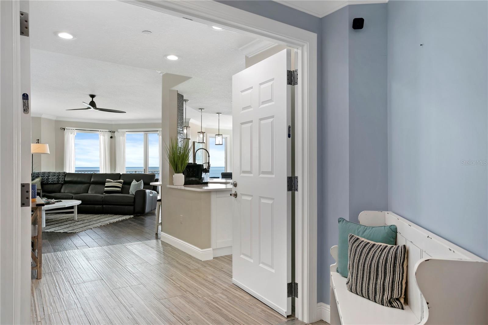 555 5TH AVE NE #922, ST PETERSBURG, FL, 33701