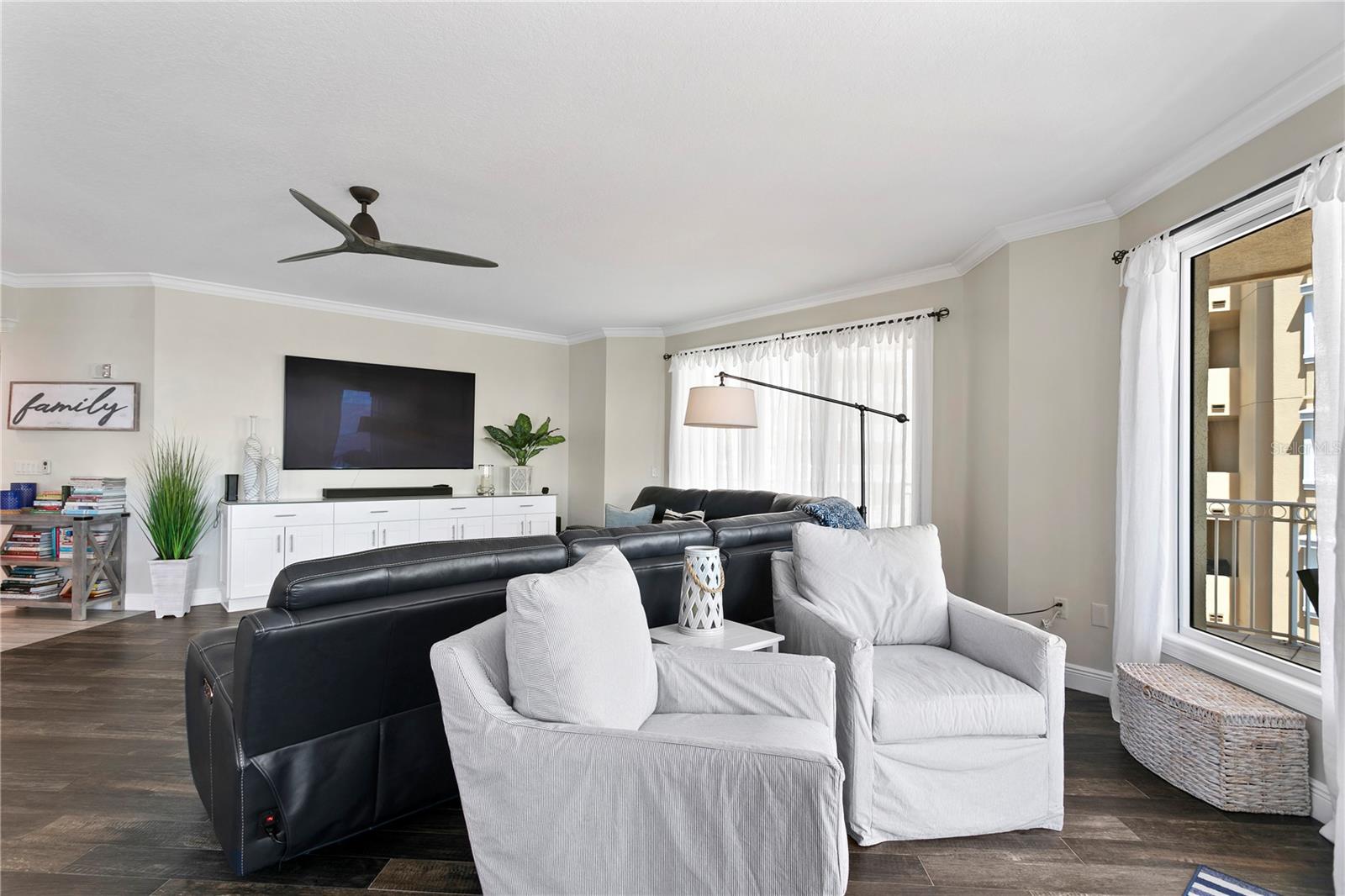 555 5TH AVE NE #922, ST PETERSBURG, FL, 33701