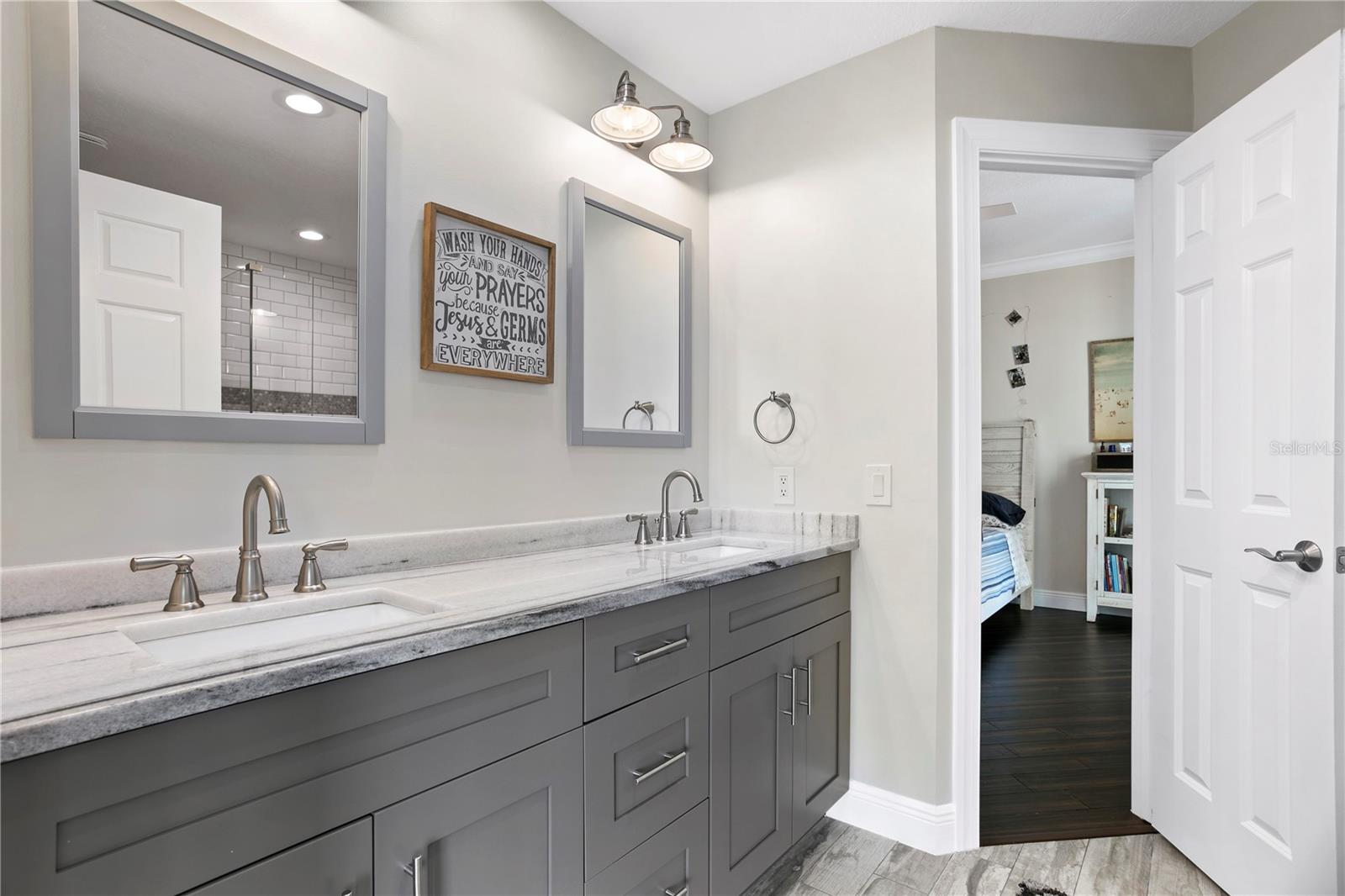 555 5TH AVE NE #922, ST PETERSBURG, FL, 33701