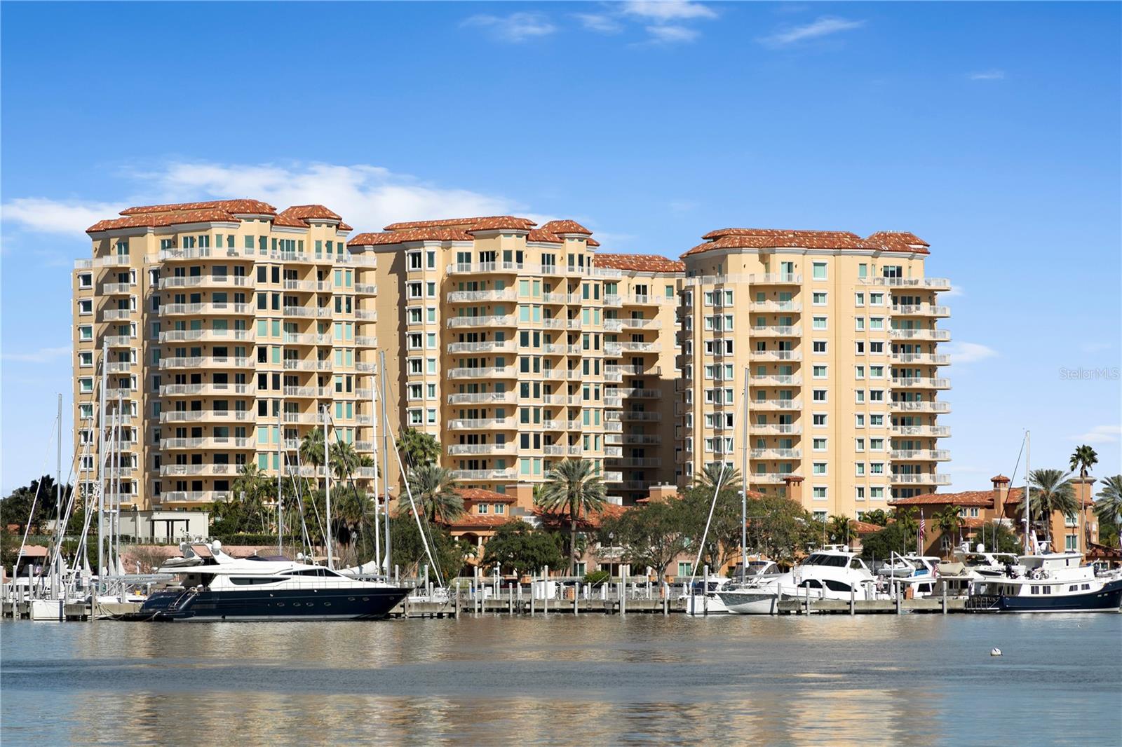 555 5TH AVE NE #922, ST PETERSBURG, FL, 33701