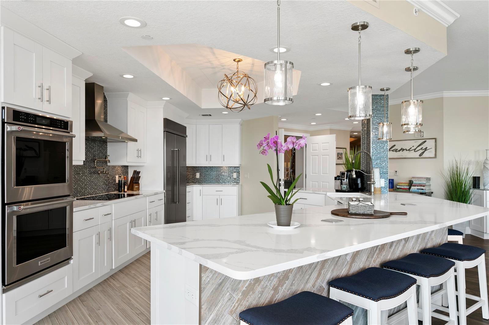 555 5TH AVE NE #922, ST PETERSBURG, FL, 33701