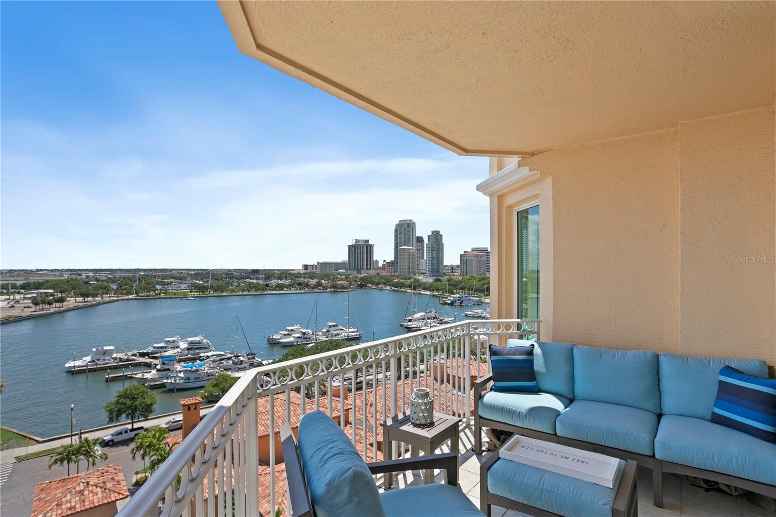 555 5TH AVE NE #922, ST PETERSBURG, FL, 33701