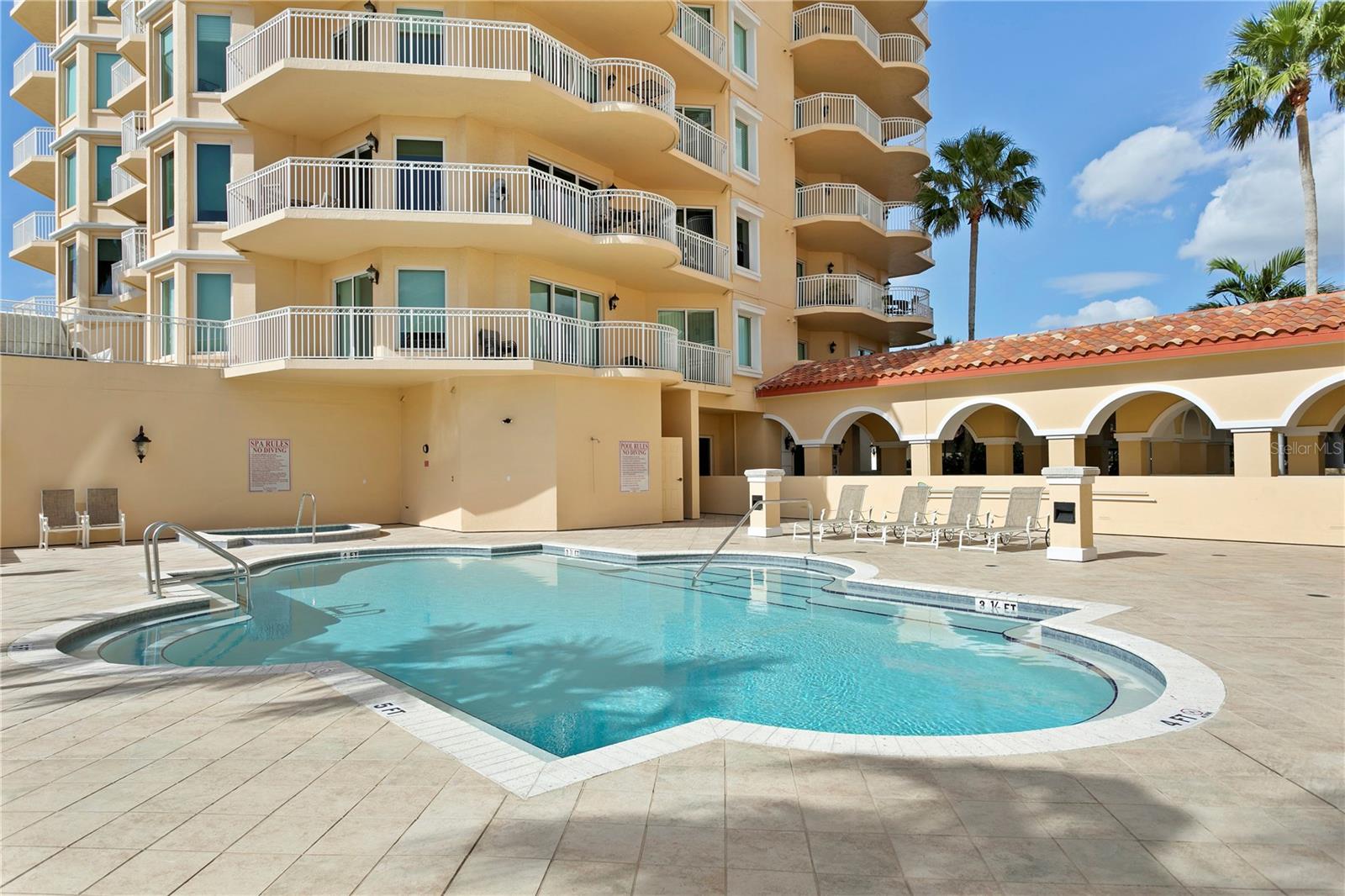 555 5TH AVE NE #922, ST PETERSBURG, FL, 33701