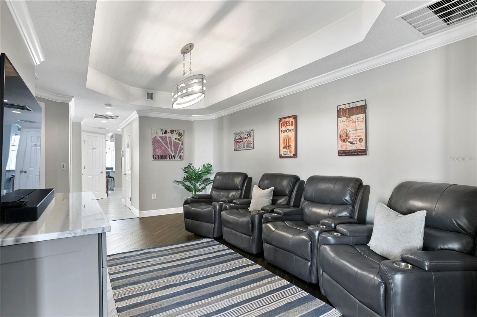 555 5TH AVE NE #922, ST PETERSBURG, FL, 33701