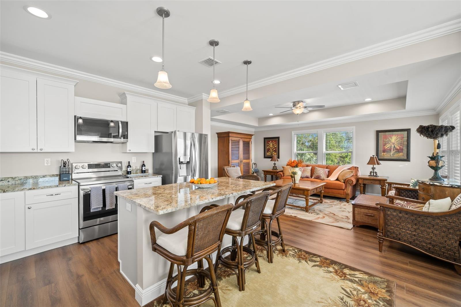 362 SHORELAND DR, FORT MYERS, FL, 33905