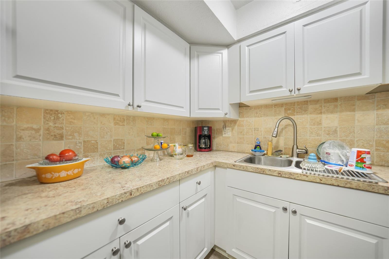 2437 HARBOR BLVD #204, PORT CHARLOTTE, FL, 33952