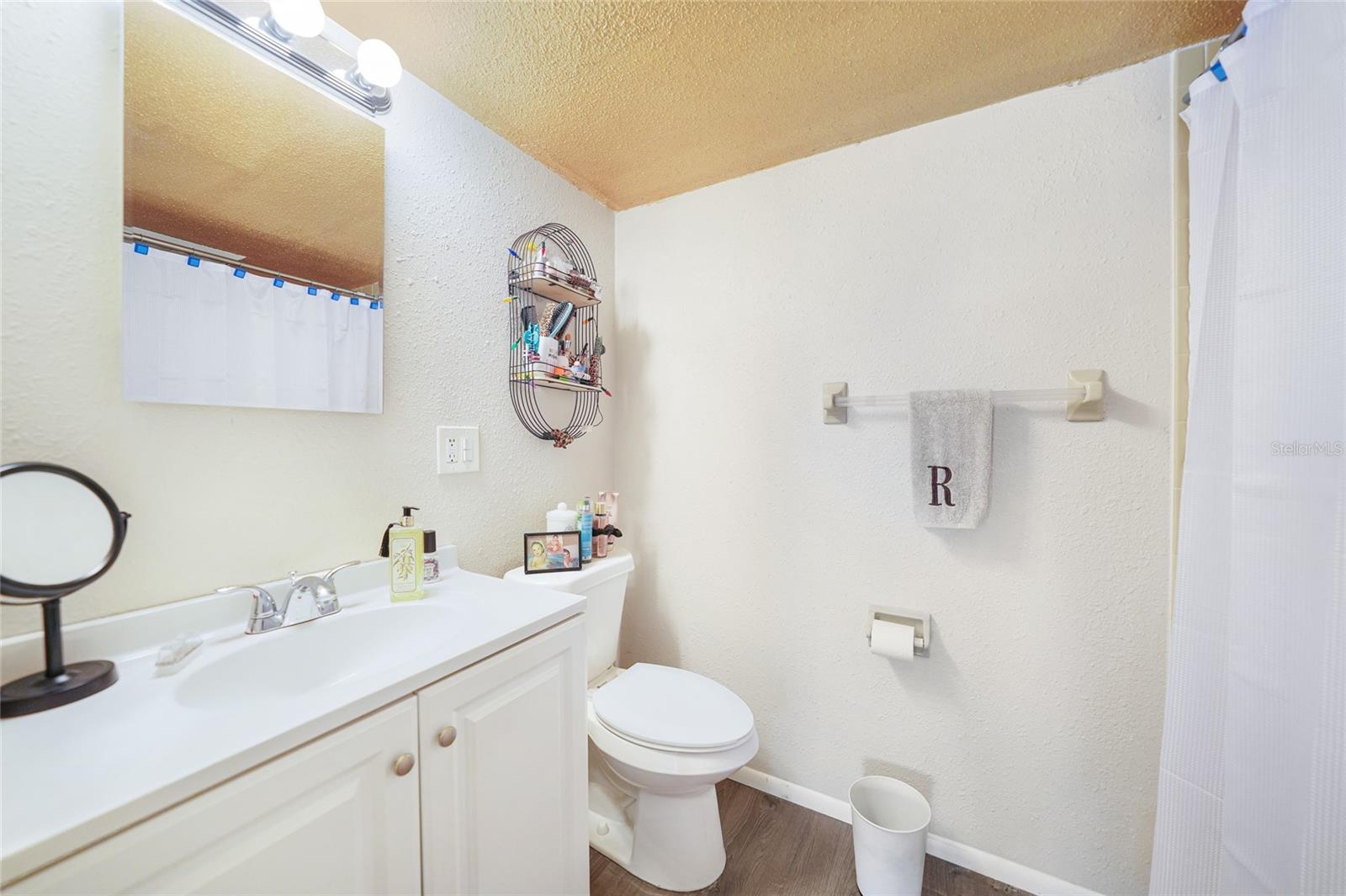 2437 HARBOR BLVD #204, PORT CHARLOTTE, FL, 33952