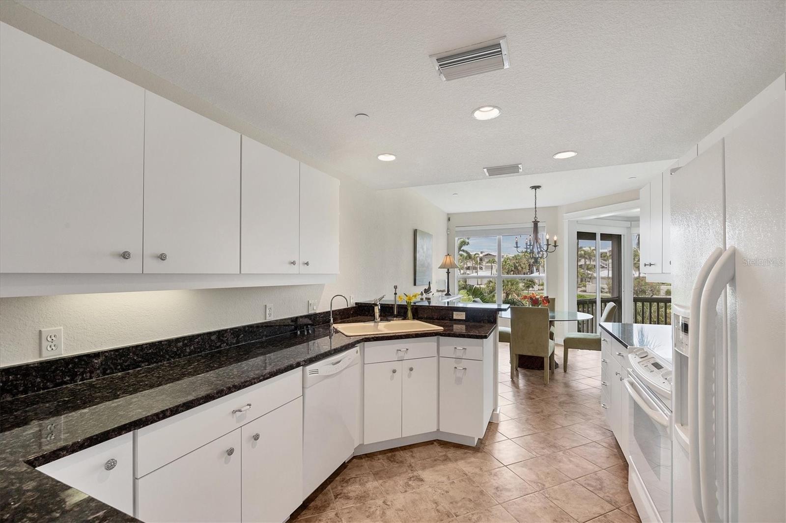 805 S HARBOR DR, BOCA GRANDE, FL, 33921