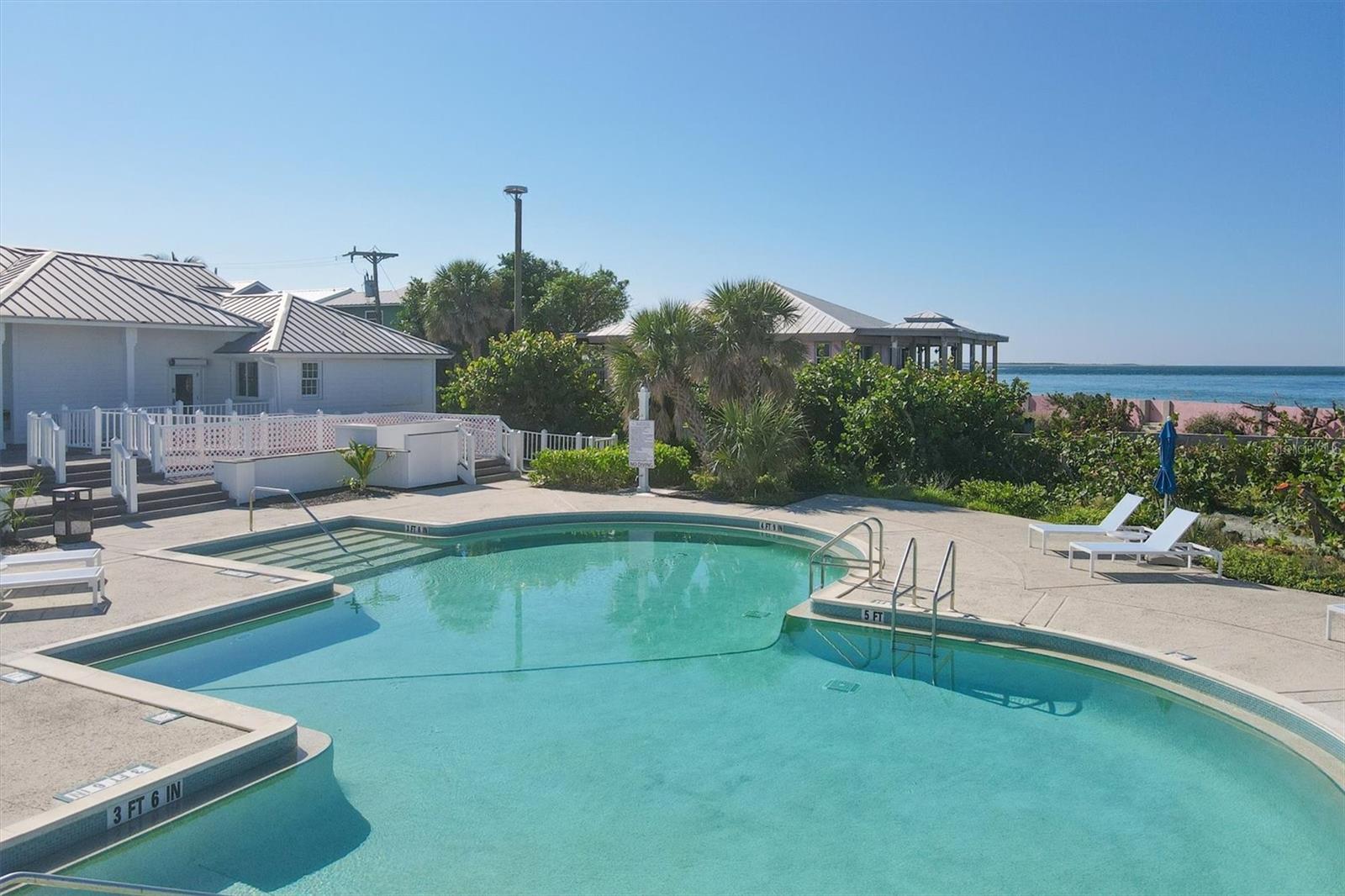 805 S HARBOR DR, BOCA GRANDE, FL, 33921