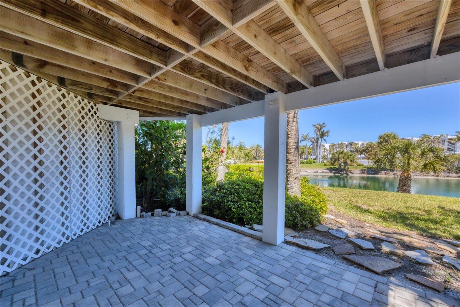 805 S HARBOR DR, BOCA GRANDE, FL, 33921