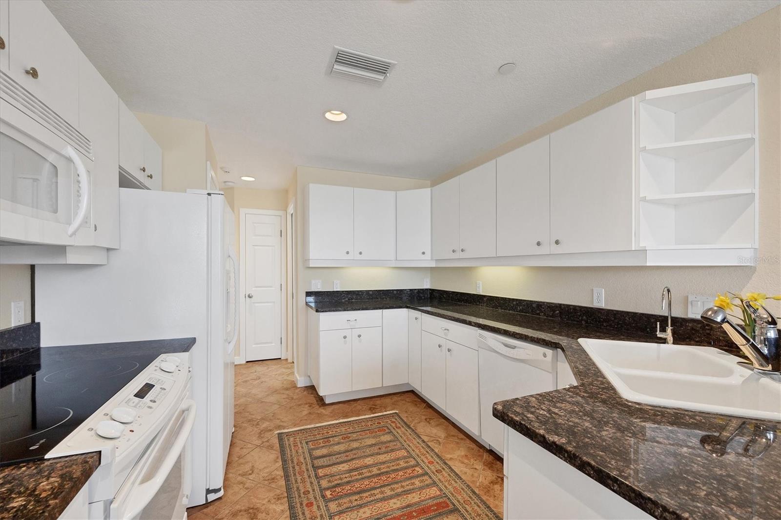 805 S HARBOR DR, BOCA GRANDE, FL, 33921