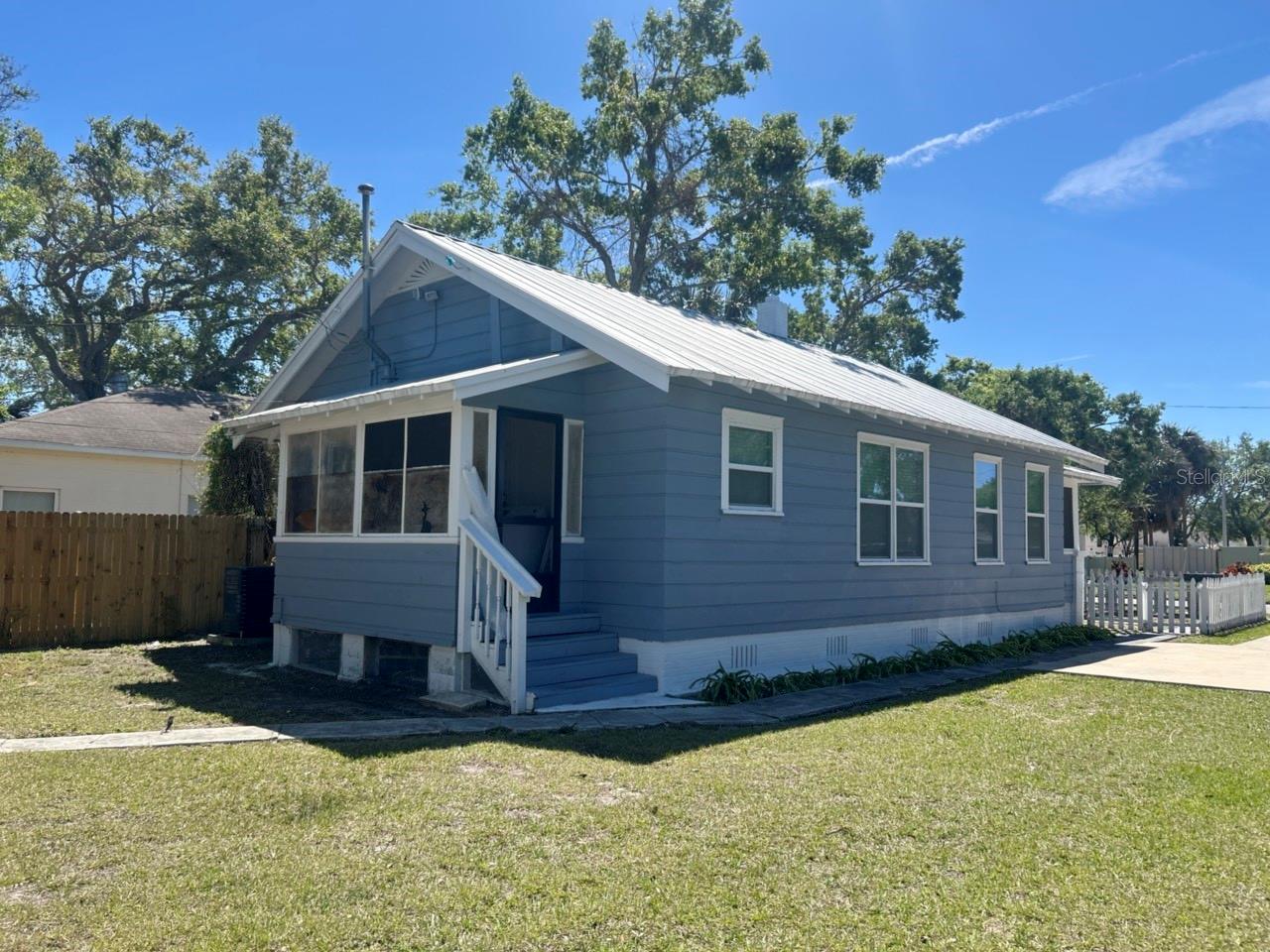 525 29TH AVE S, ST PETERSBURG, FL, 33705