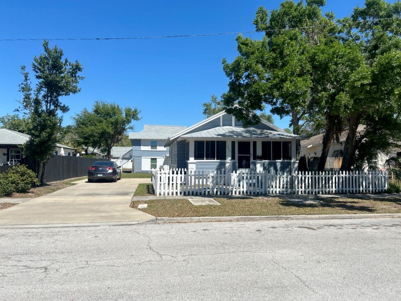 525 29TH AVE S, ST PETERSBURG, FL, 33705